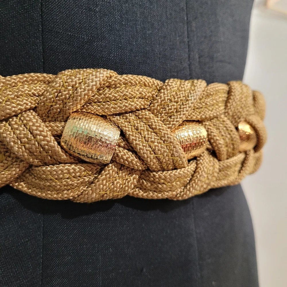 Vintage 80s gold statement belt, woven beaded waist cincher belt - Picture 3 of 5
